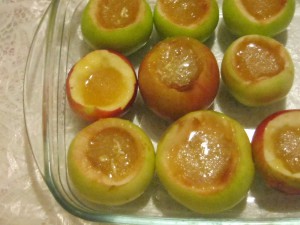 Запеченные яблоки - 5 вкуснейших рецептов 