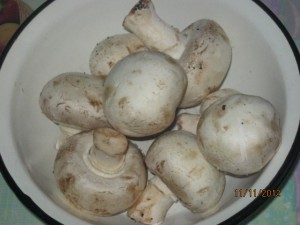 Фаршированные грибы с мясом