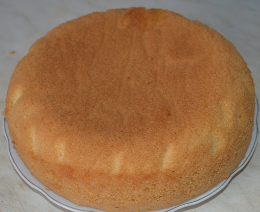 Бисквитный торт со сгущенкой в мультиварке 