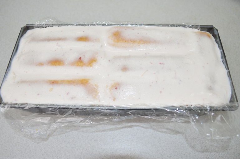 Необычный торт БЕЗ ВЫПЕЧКИ из Савоярди  с йогуртовым кремом без сливок