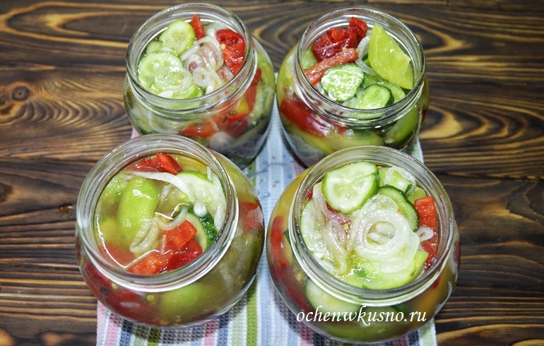 Рецепт салата из зеленых помидор на зиму "Донской" - ох и вкусно!